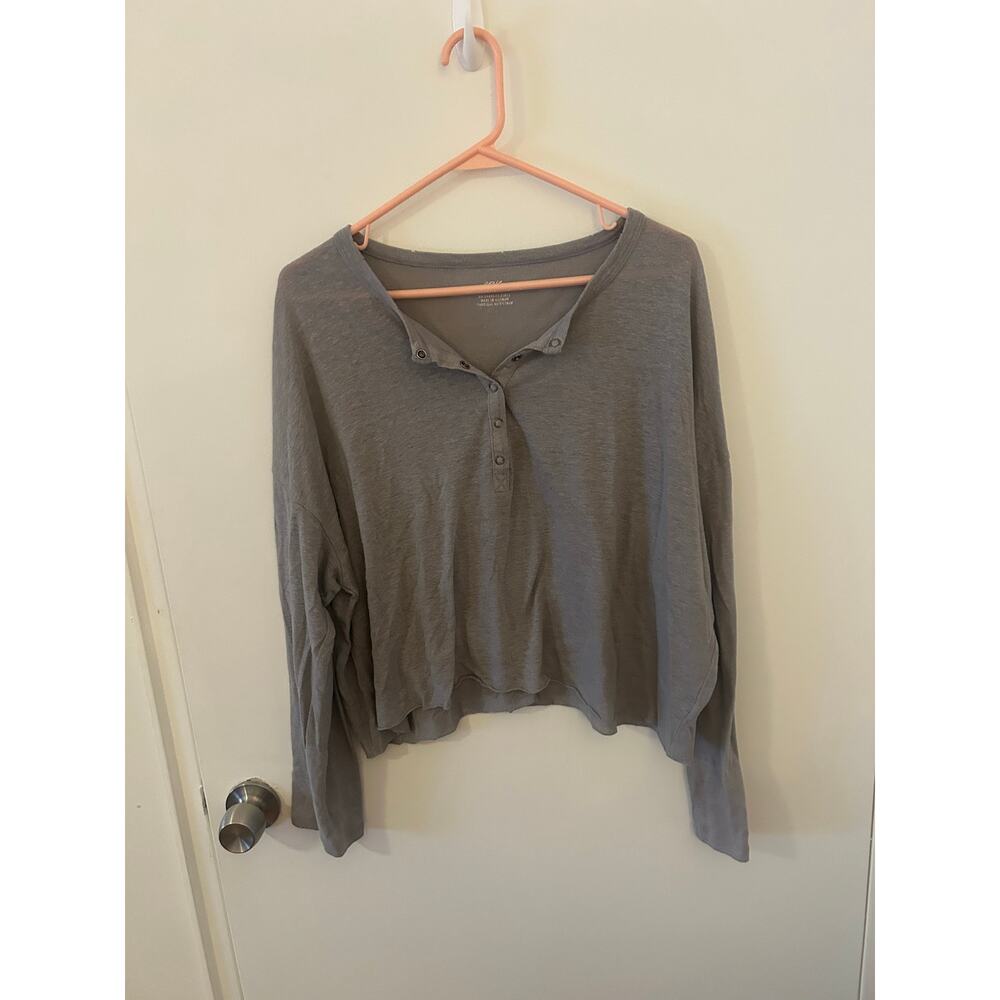Aerie top